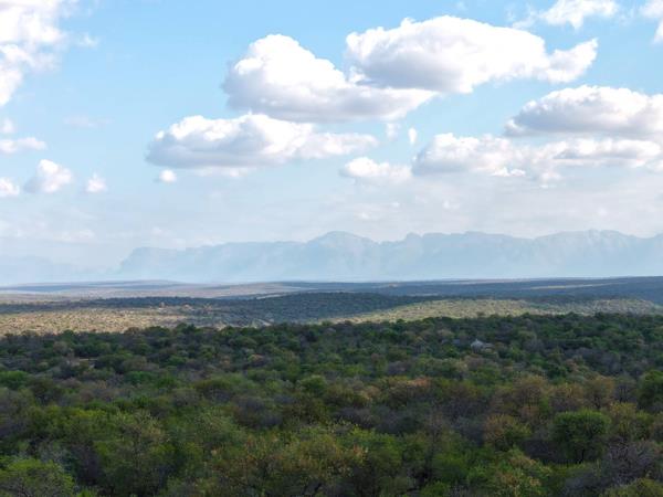 2 400 m² Land