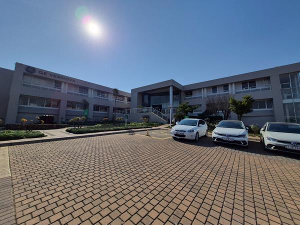 644 m² Commercial space
