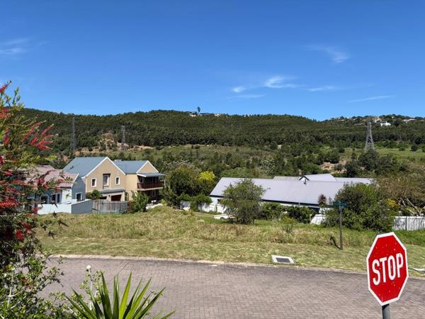 776 m² Land