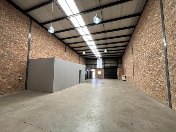 242 m² Industrial space