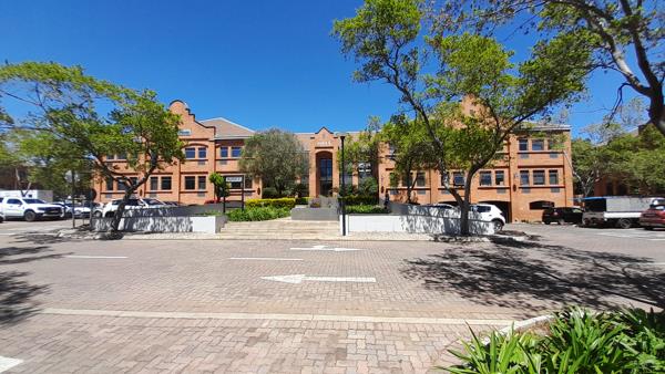 120 m² Commercial space