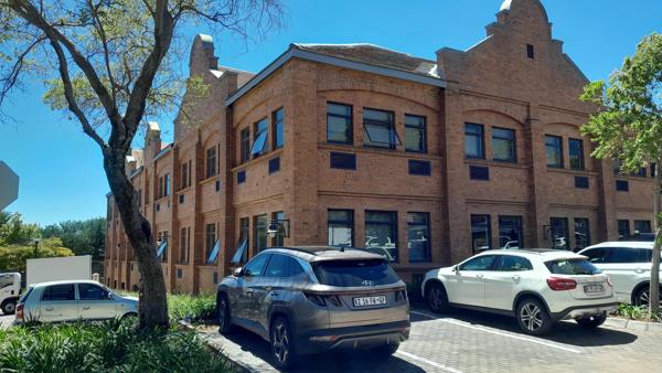 120 m² Commercial space