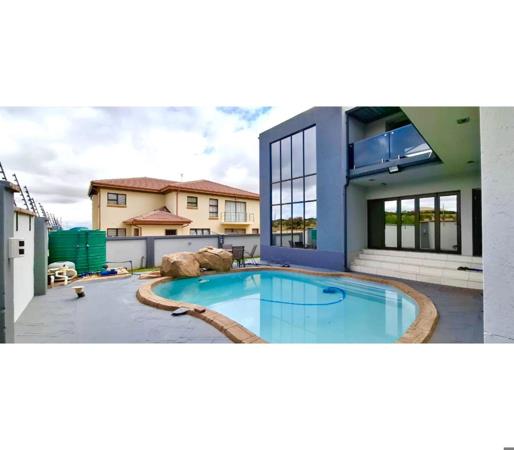 5 Bedroom House