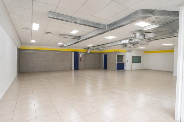 230 m² Commercial space