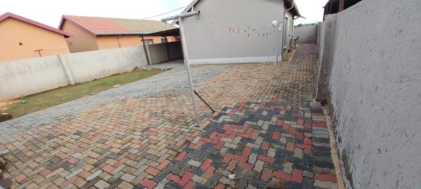 2 Bedroom House