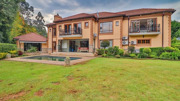 6 Bedroom House