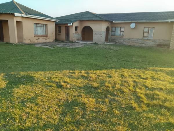 5 Bedroom House