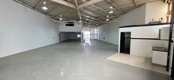 613 m² Industrial space