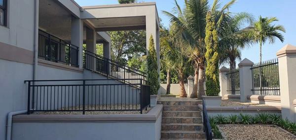 6 Bedroom House