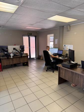 100 m² Office Space