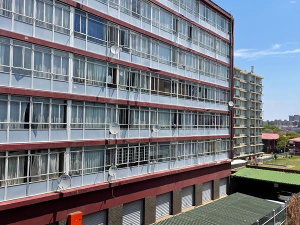 5 Bedroom Apartment