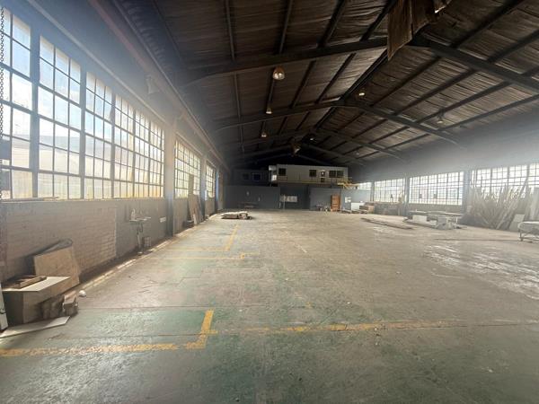 1 300 m² Industrial space