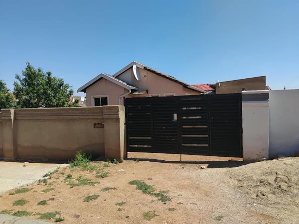 2 Bedroom House