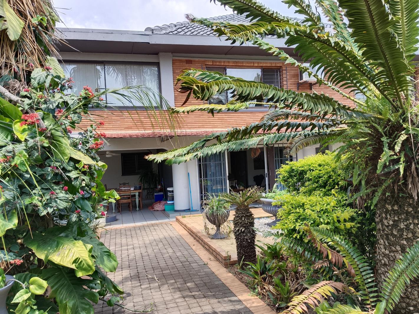6 Bedroom House for sale in Nelspruit Ext 2 | T5652091 | Private Property