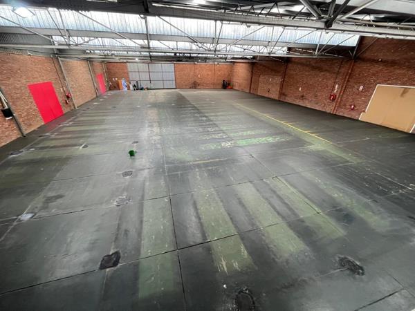 1 500 m² Commercial space