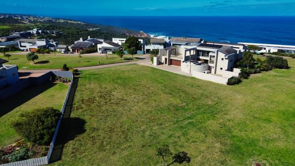 1 144 m² Land