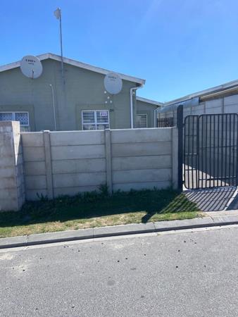 2 Bedroom House