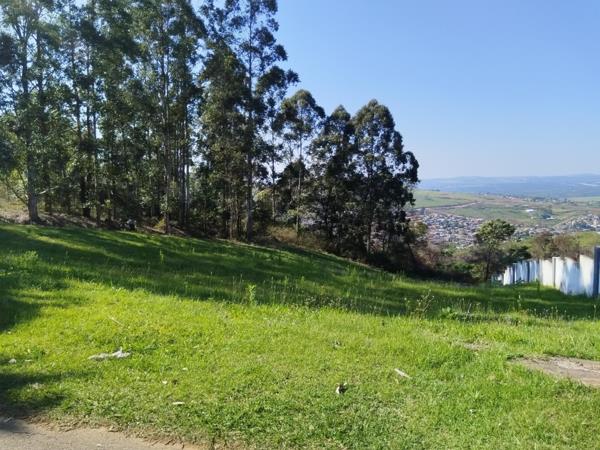1 573 m² Land