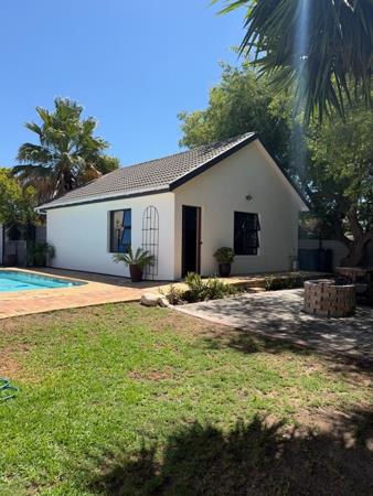 2 Bedroom Garden Cottage