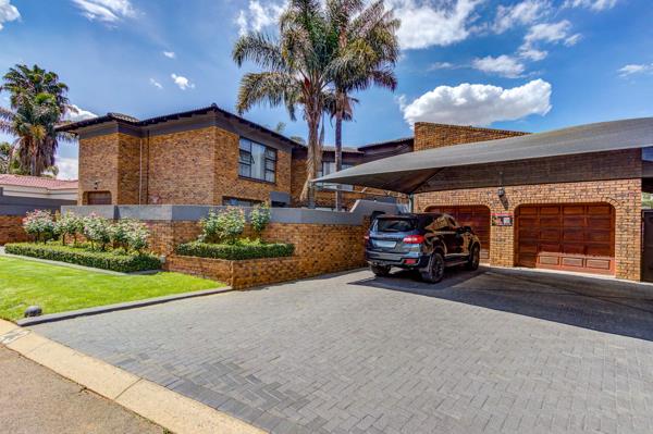 6 Bedroom House