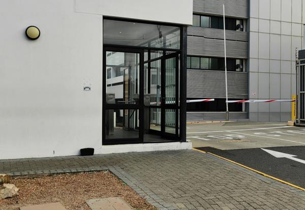 732 m² Commercial space