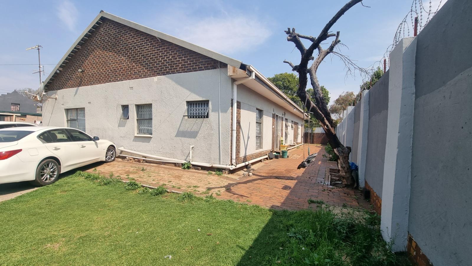 5 Bedroom House for sale in Westdene | T5652649 | Private Property