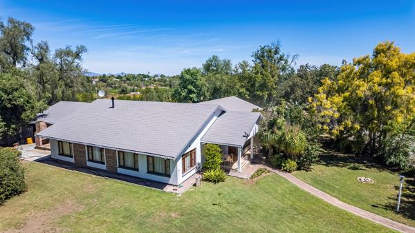 5 Bedroom House