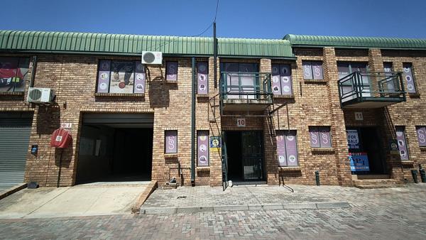 467 m² Industrial space