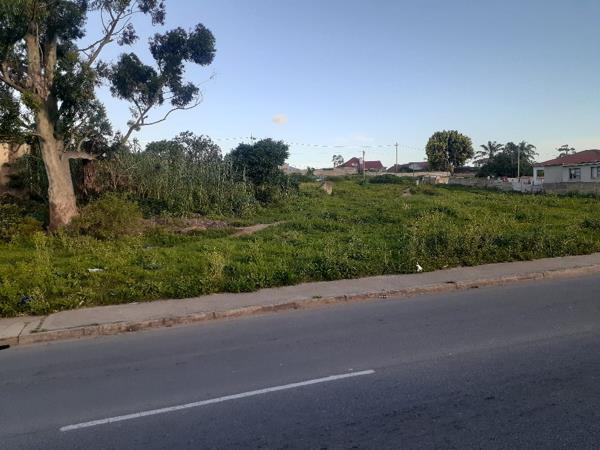1 824 m² Land