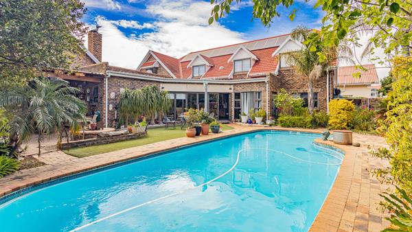 5 Bedroom House