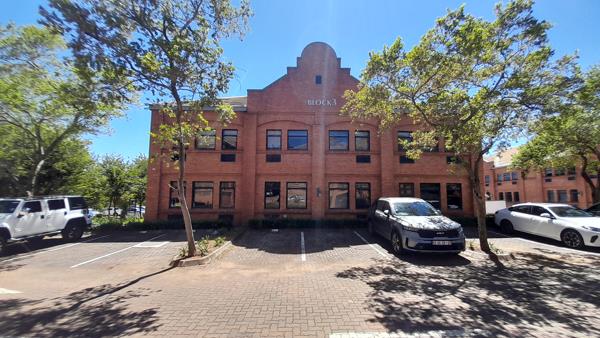 99 m² Commercial space