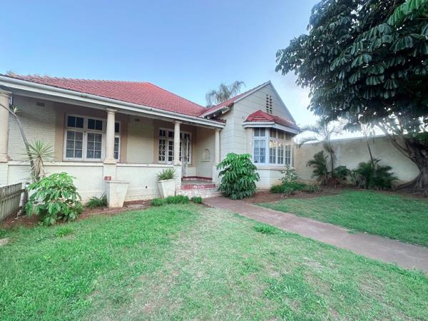 6 Bedroom House