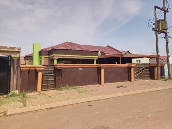 3 Bedroom House
