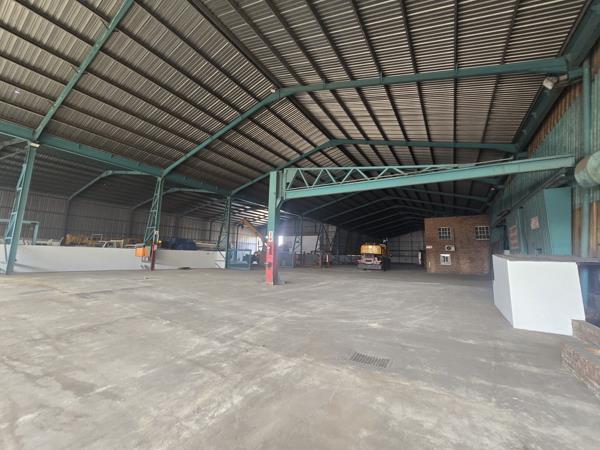 5 600 m² Industrial space