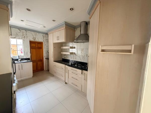 3 Bedroom Townhouse