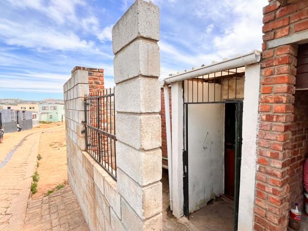 2 Bedroom House