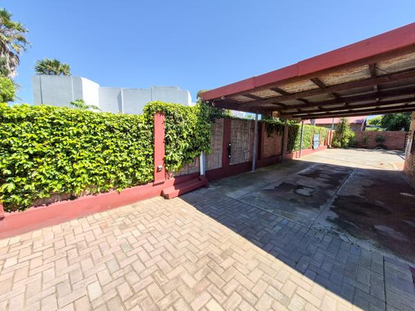 2 Bedroom House for sale in Wavecrest | T5653575 | Private Property