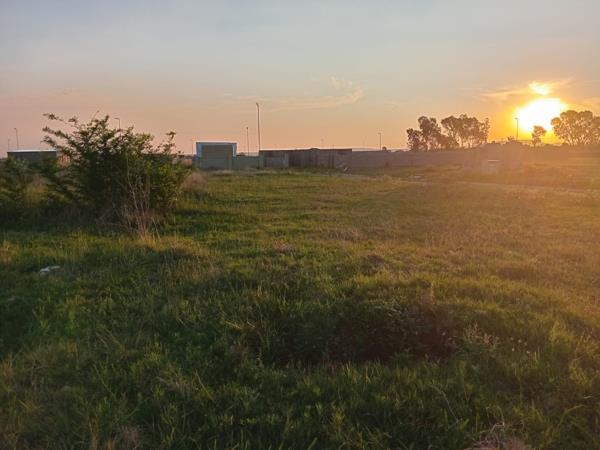 151 m² Land