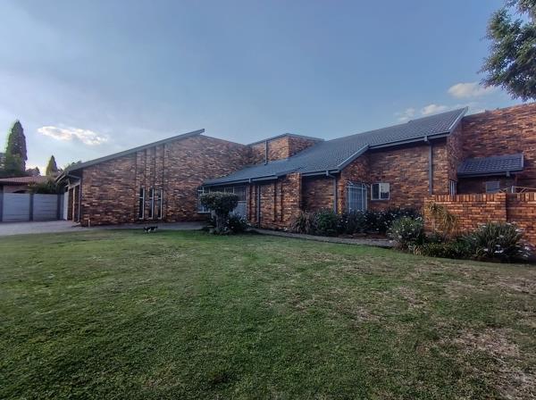 5 Bedroom House
