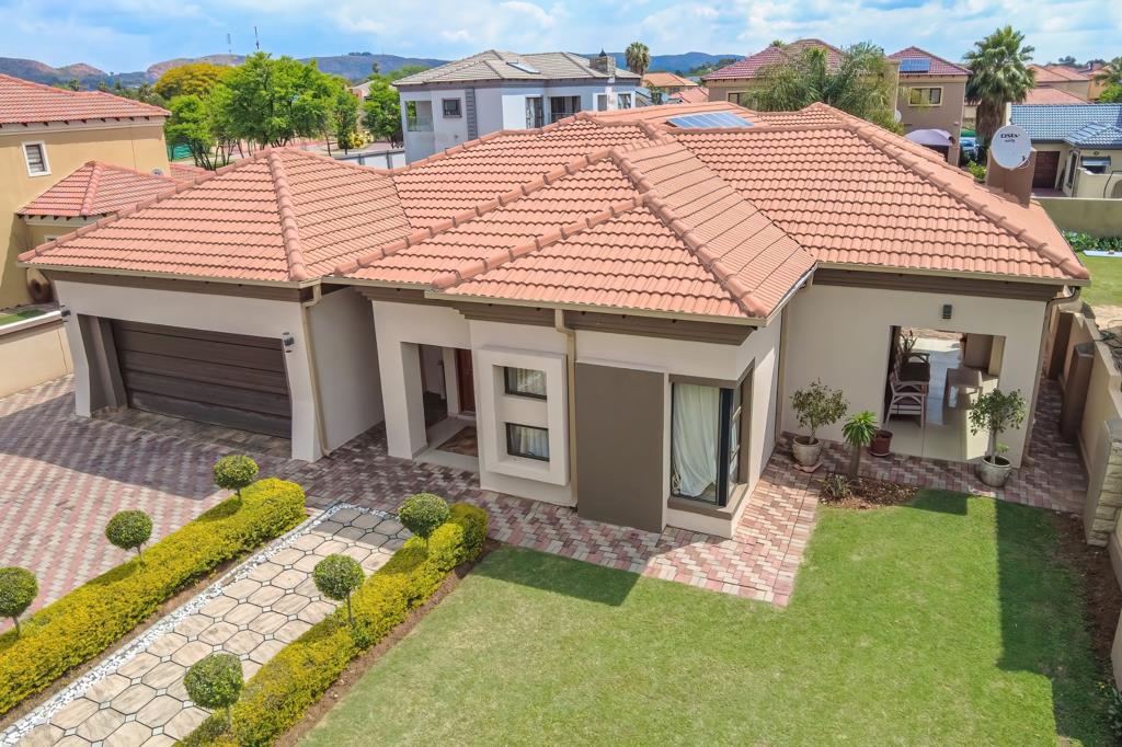 5 Bedroom House