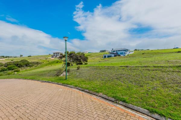 764 m² Land