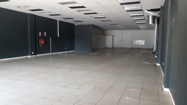 365 m² Commercial space