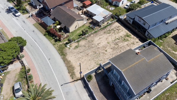 361 m² Land
