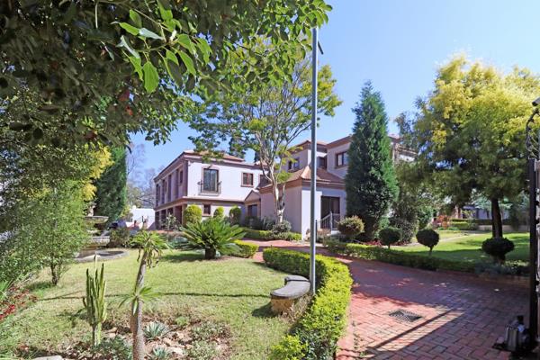 6 Bedroom House
