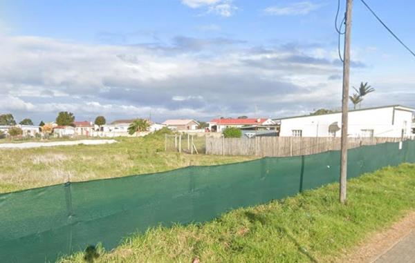 396 m² Land