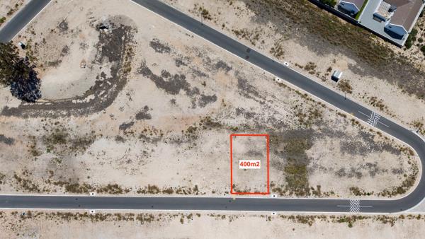 400 m² Land