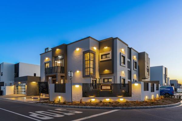 6 Bedroom House