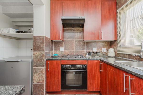 3 Bedroom Townhouse for sale in Radiokop | T5654496 | Private Property