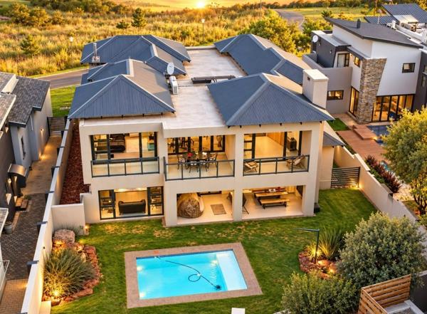 4 Bedroom House