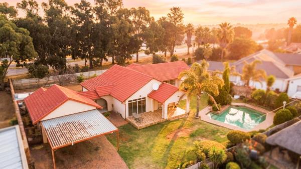 4 Bedroom House